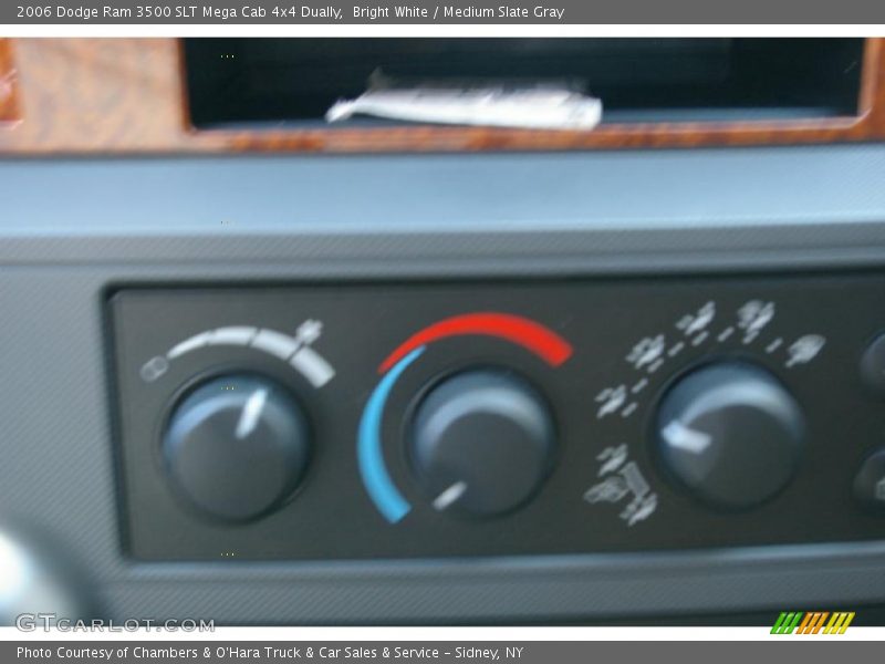 Bright White / Medium Slate Gray 2006 Dodge Ram 3500 SLT Mega Cab 4x4 Dually