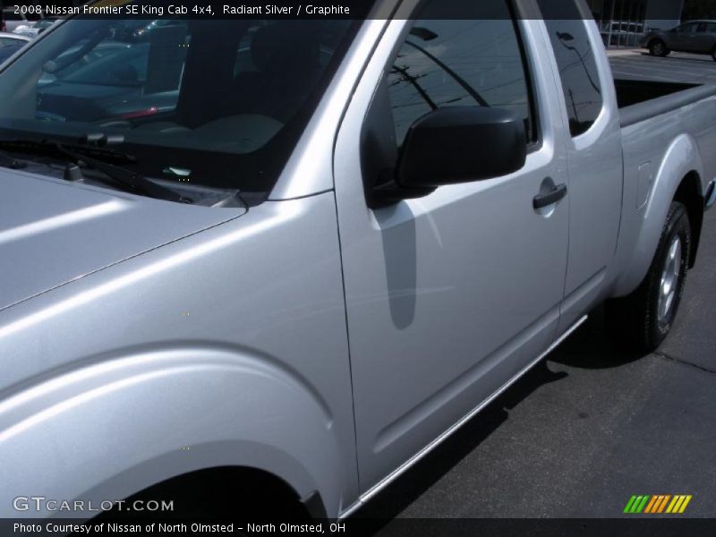 Radiant Silver / Graphite 2008 Nissan Frontier SE King Cab 4x4