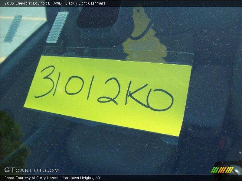 Black / Light Cashmere 2005 Chevrolet Equinox LT AWD
