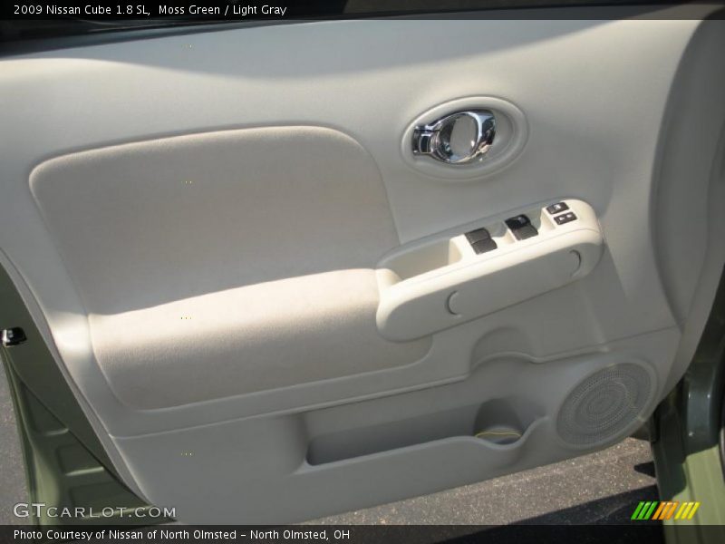 Moss Green / Light Gray 2009 Nissan Cube 1.8 SL