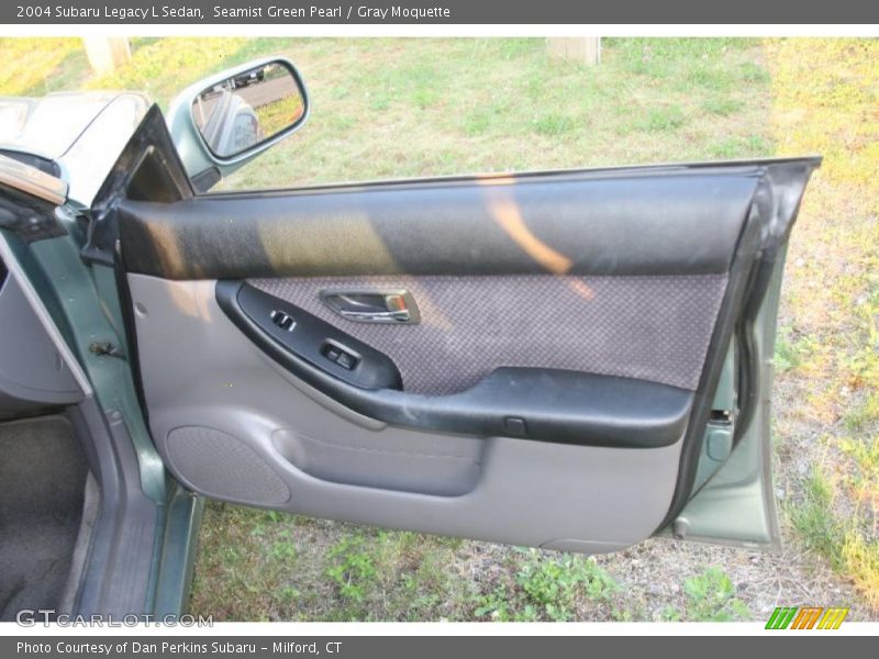 Seamist Green Pearl / Gray Moquette 2004 Subaru Legacy L Sedan