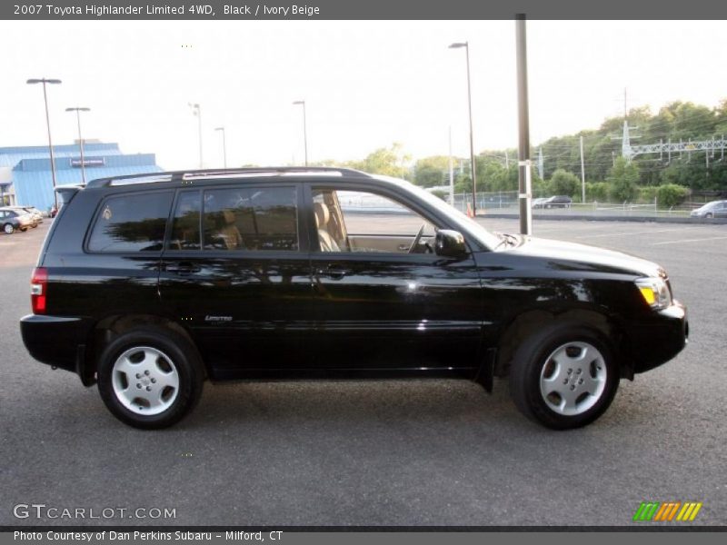 Black / Ivory Beige 2007 Toyota Highlander Limited 4WD