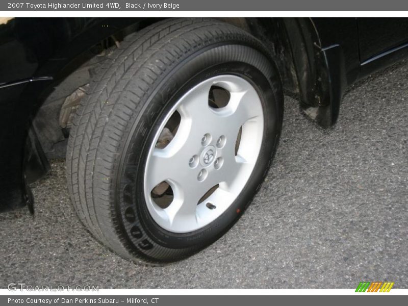 Black / Ivory Beige 2007 Toyota Highlander Limited 4WD
