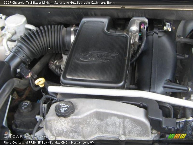 Sandstone Metallic / Light Cashmere/Ebony 2007 Chevrolet TrailBlazer LS 4x4