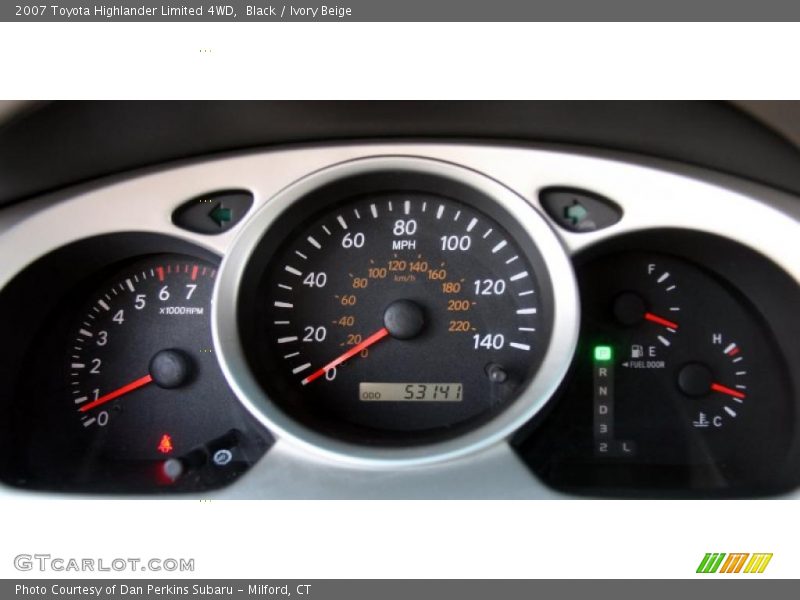 Black / Ivory Beige 2007 Toyota Highlander Limited 4WD