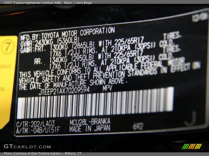 Black / Ivory Beige 2007 Toyota Highlander Limited 4WD
