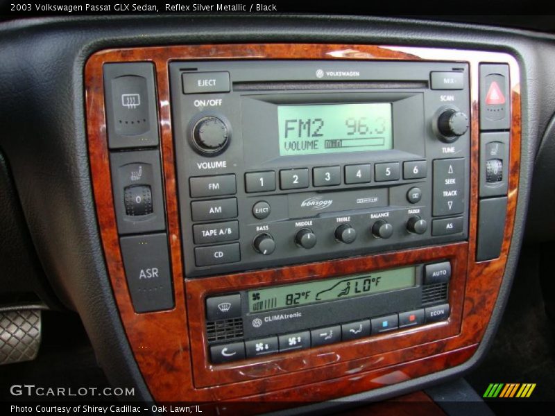 Reflex Silver Metallic / Black 2003 Volkswagen Passat GLX Sedan