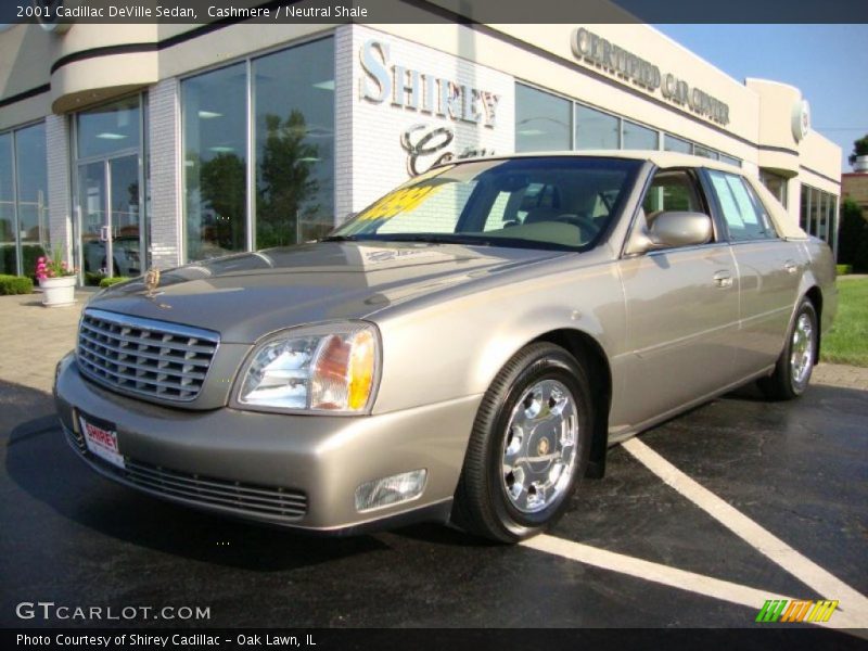 Cashmere / Neutral Shale 2001 Cadillac DeVille Sedan