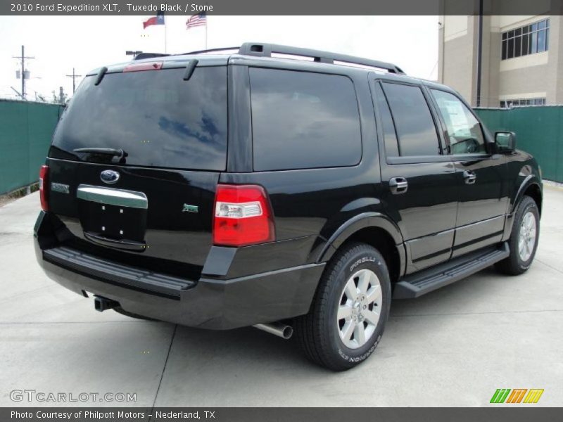 Tuxedo Black / Stone 2010 Ford Expedition XLT