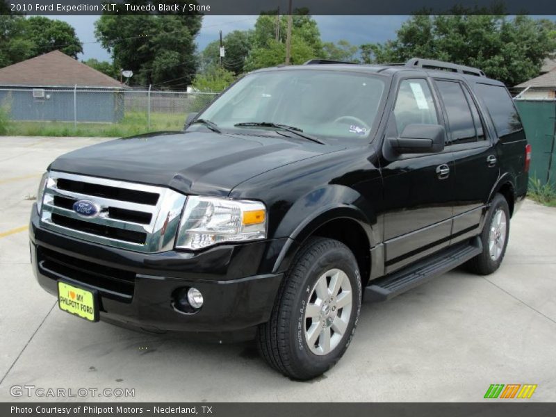 Tuxedo Black / Stone 2010 Ford Expedition XLT