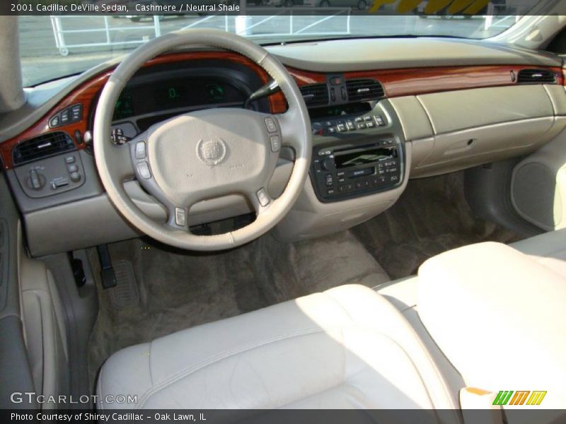Cashmere / Neutral Shale 2001 Cadillac DeVille Sedan