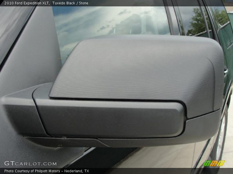 Tuxedo Black / Stone 2010 Ford Expedition XLT