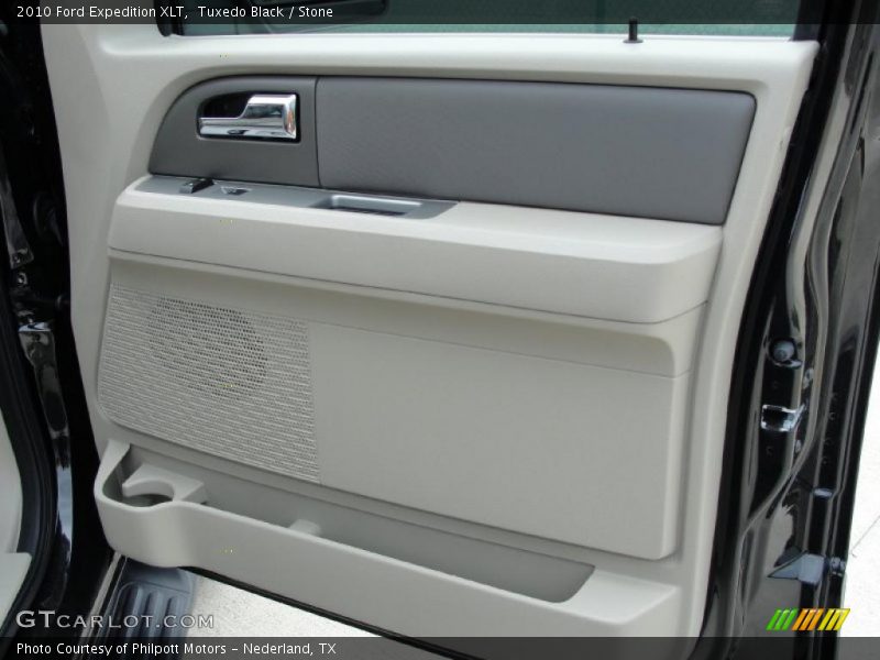 Tuxedo Black / Stone 2010 Ford Expedition XLT