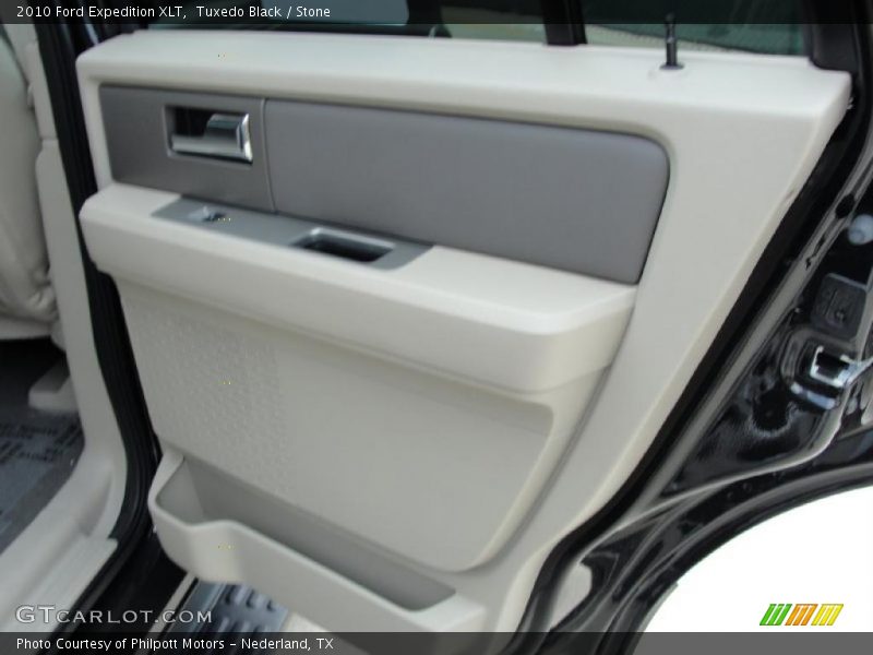 Tuxedo Black / Stone 2010 Ford Expedition XLT