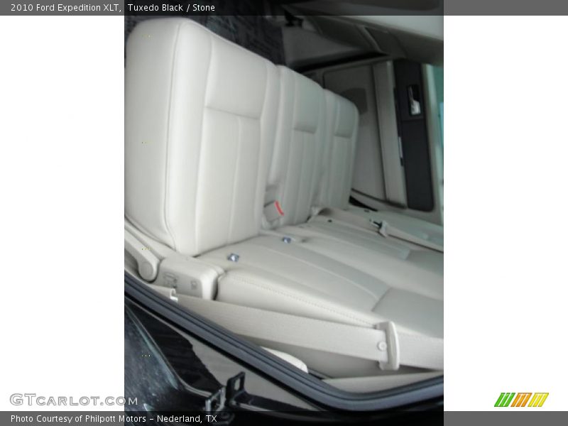 Tuxedo Black / Stone 2010 Ford Expedition XLT