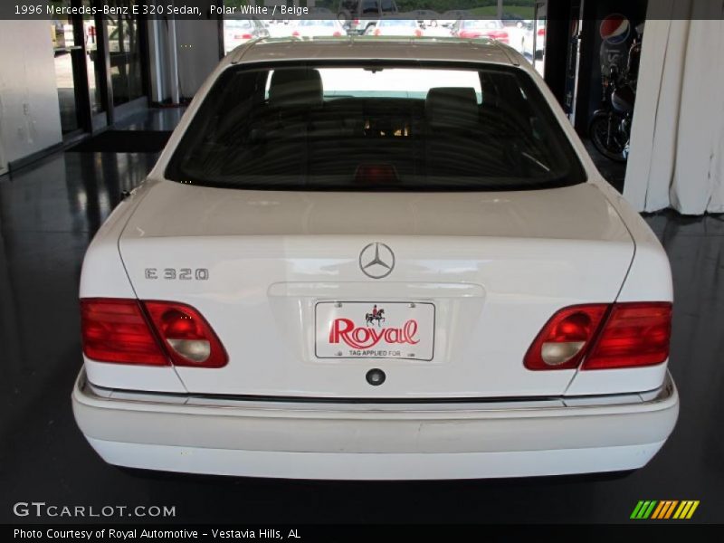 Polar White / Beige 1996 Mercedes-Benz E 320 Sedan