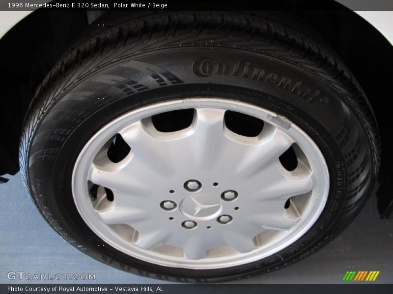 Polar White / Beige 1996 Mercedes-Benz E 320 Sedan
