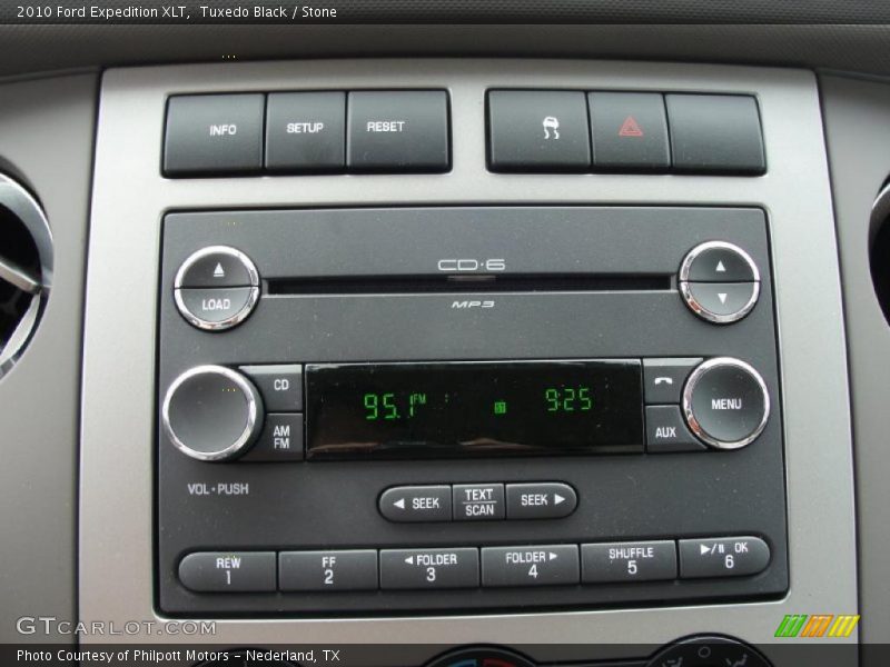 Tuxedo Black / Stone 2010 Ford Expedition XLT