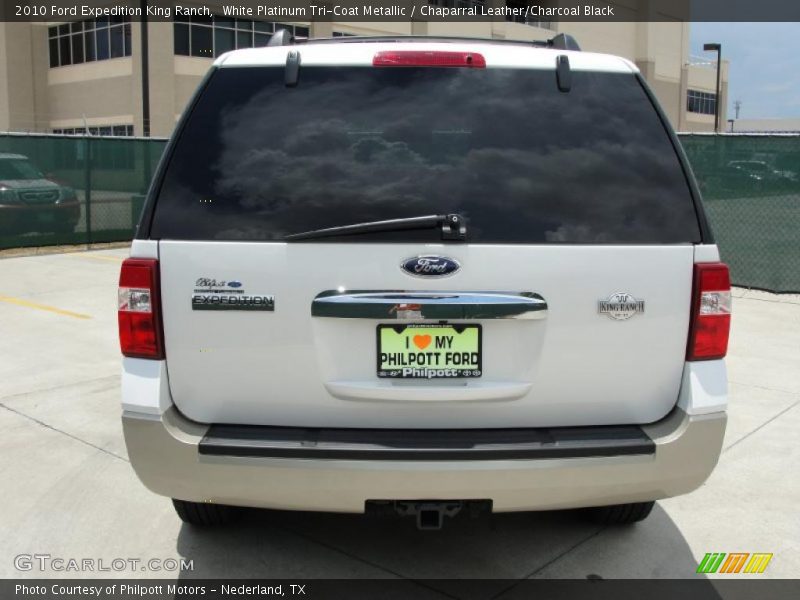 White Platinum Tri-Coat Metallic / Chaparral Leather/Charcoal Black 2010 Ford Expedition King Ranch