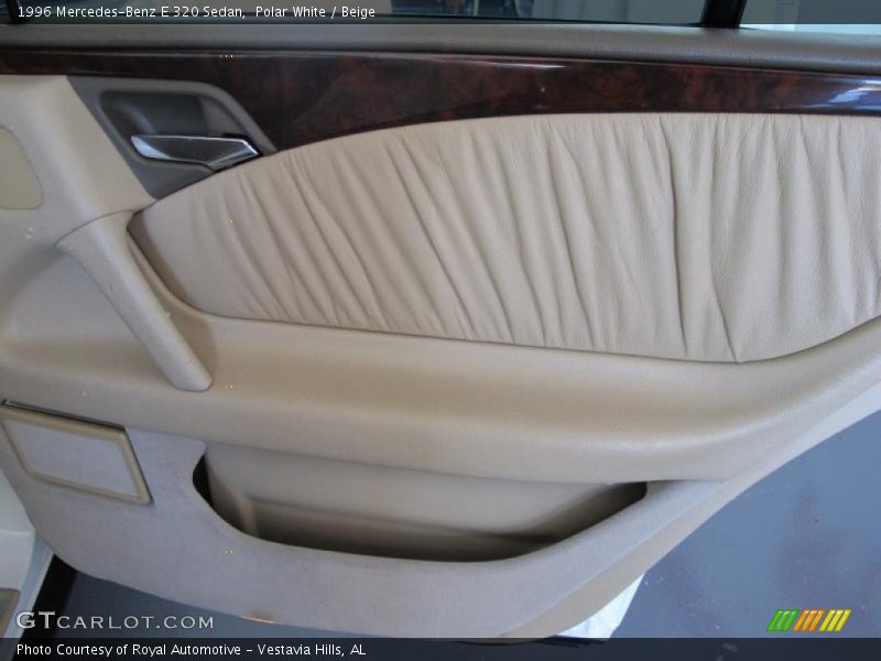 Polar White / Beige 1996 Mercedes-Benz E 320 Sedan
