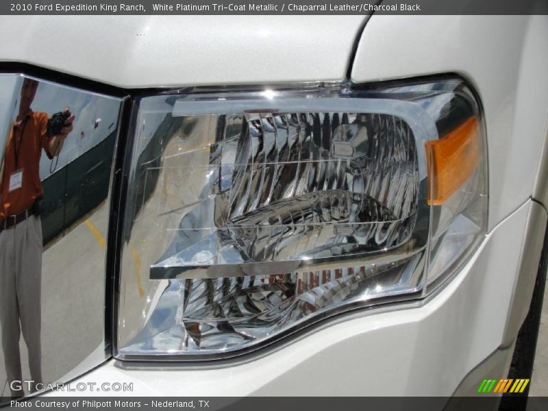 White Platinum Tri-Coat Metallic / Chaparral Leather/Charcoal Black 2010 Ford Expedition King Ranch