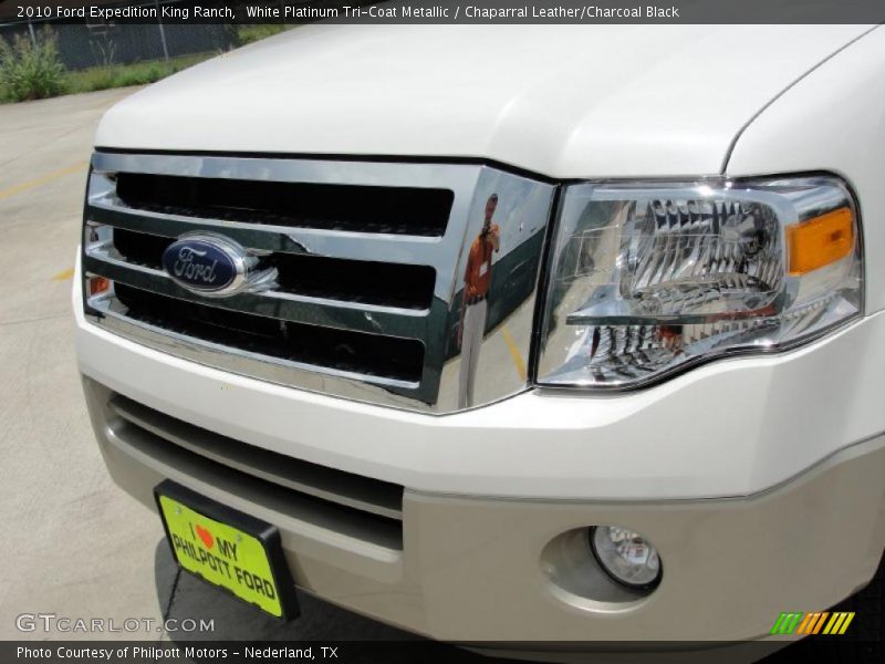 White Platinum Tri-Coat Metallic / Chaparral Leather/Charcoal Black 2010 Ford Expedition King Ranch