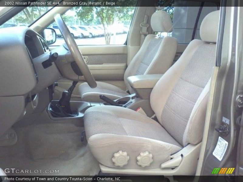 Bronzed Gray Metallic / Beige 2002 Nissan Pathfinder SE 4x4