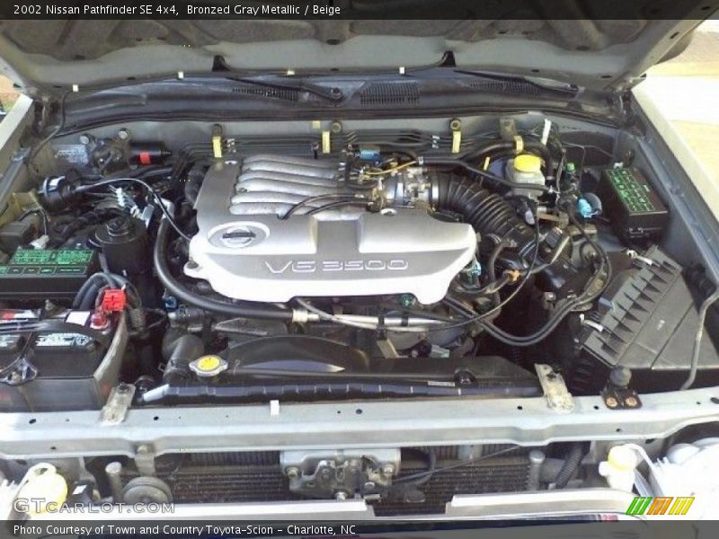 Bronzed Gray Metallic / Beige 2002 Nissan Pathfinder SE 4x4