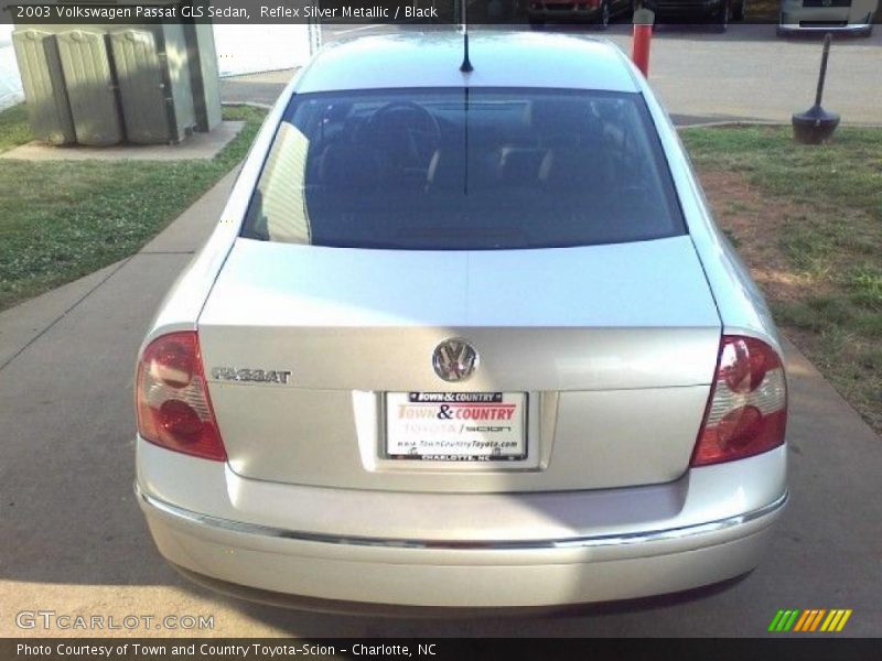 Reflex Silver Metallic / Black 2003 Volkswagen Passat GLS Sedan