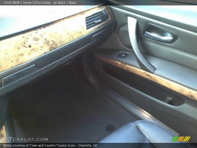 Jet Black / Black 2006 BMW 3 Series 325xi Sedan