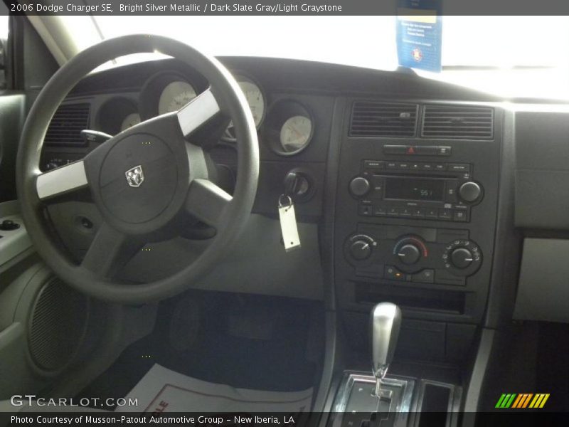 Bright Silver Metallic / Dark Slate Gray/Light Graystone 2006 Dodge Charger SE