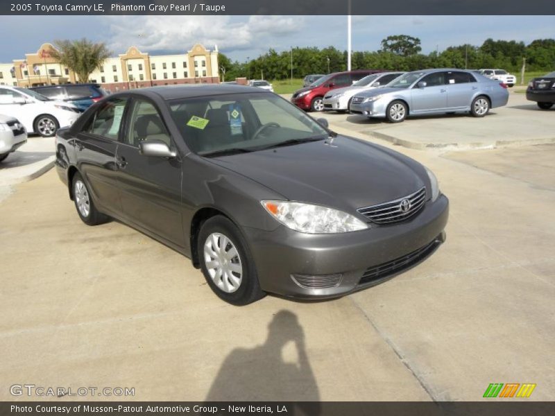 Phantom Gray Pearl / Taupe 2005 Toyota Camry LE