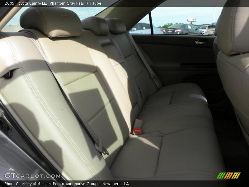 Phantom Gray Pearl / Taupe 2005 Toyota Camry LE