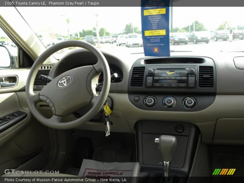 Phantom Gray Pearl / Taupe 2005 Toyota Camry LE