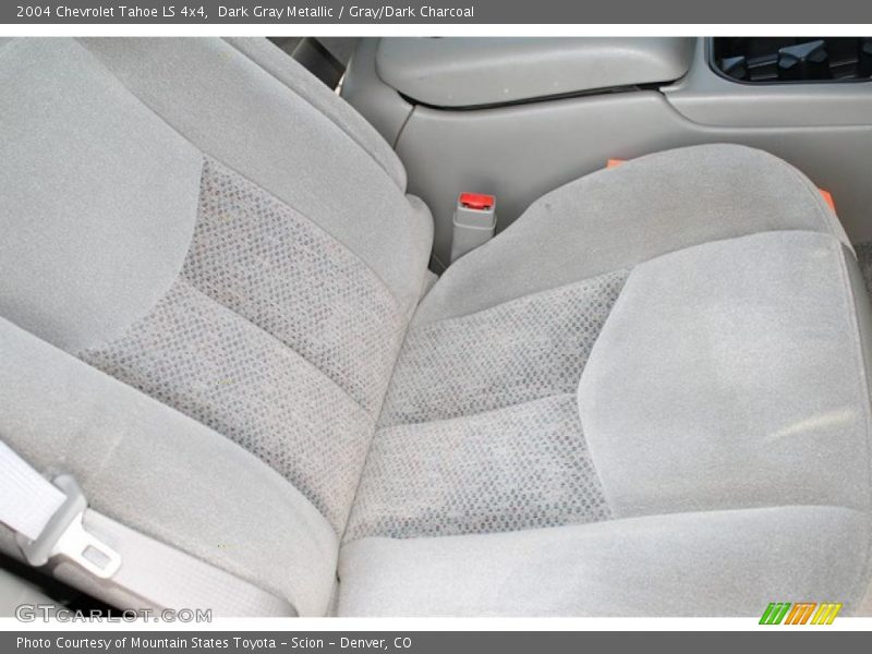 Dark Gray Metallic / Gray/Dark Charcoal 2004 Chevrolet Tahoe LS 4x4