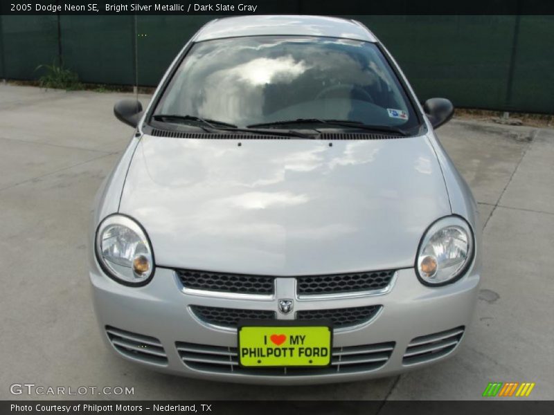Bright Silver Metallic / Dark Slate Gray 2005 Dodge Neon SE