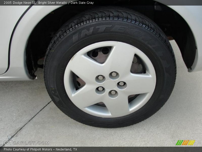 Bright Silver Metallic / Dark Slate Gray 2005 Dodge Neon SE