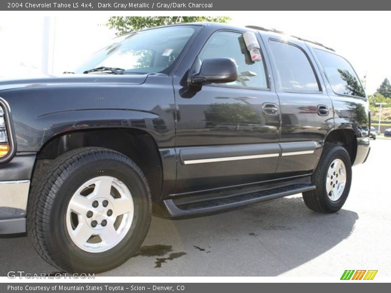 Dark Gray Metallic / Gray/Dark Charcoal 2004 Chevrolet Tahoe LS 4x4