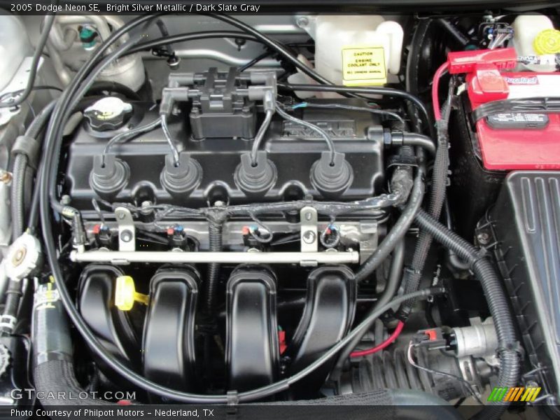 Bright Silver Metallic / Dark Slate Gray 2005 Dodge Neon SE