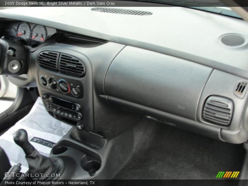 Bright Silver Metallic / Dark Slate Gray 2005 Dodge Neon SE