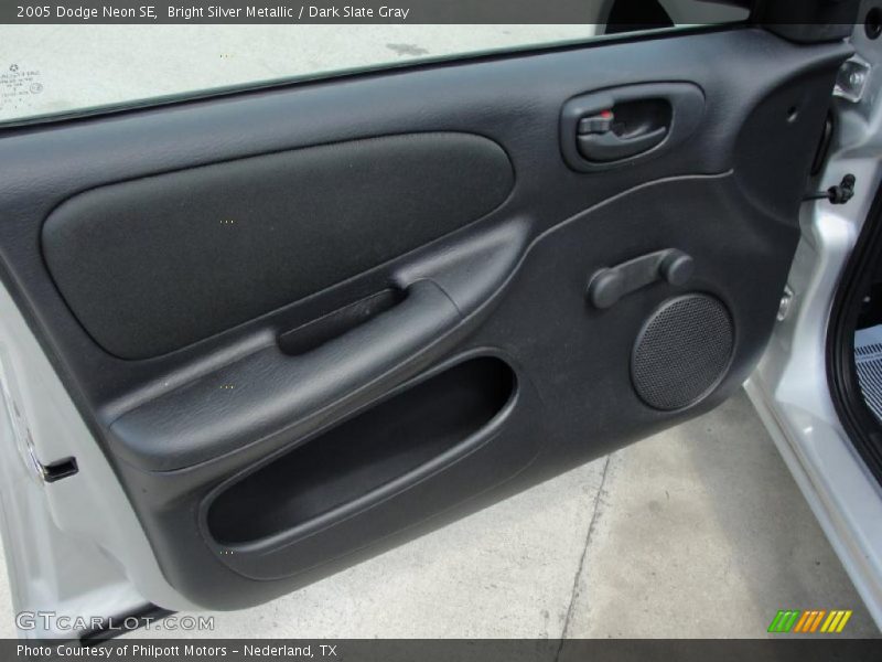 Bright Silver Metallic / Dark Slate Gray 2005 Dodge Neon SE