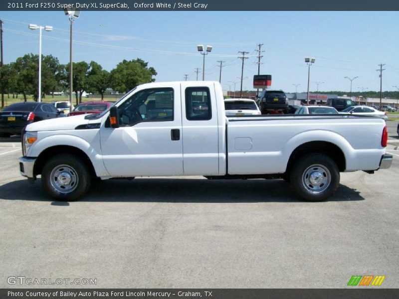 Oxford White / Steel Gray 2011 Ford F250 Super Duty XL SuperCab