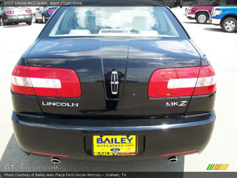 Black / Light Stone 2007 Lincoln MKZ Sedan