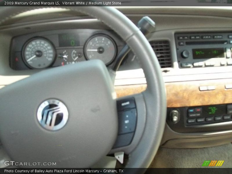 Vibrant White / Medium Light Stone 2009 Mercury Grand Marquis LS