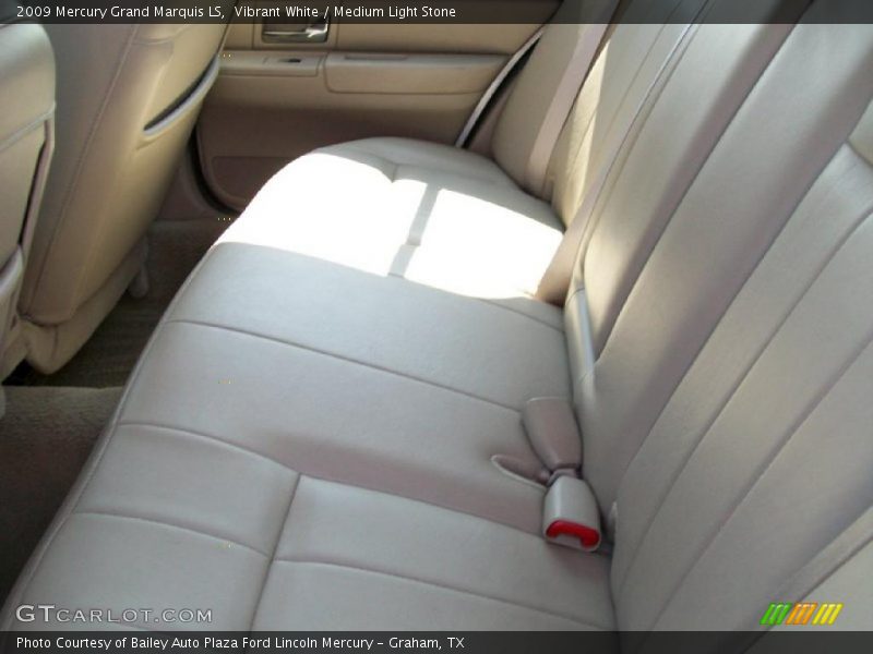 Vibrant White / Medium Light Stone 2009 Mercury Grand Marquis LS