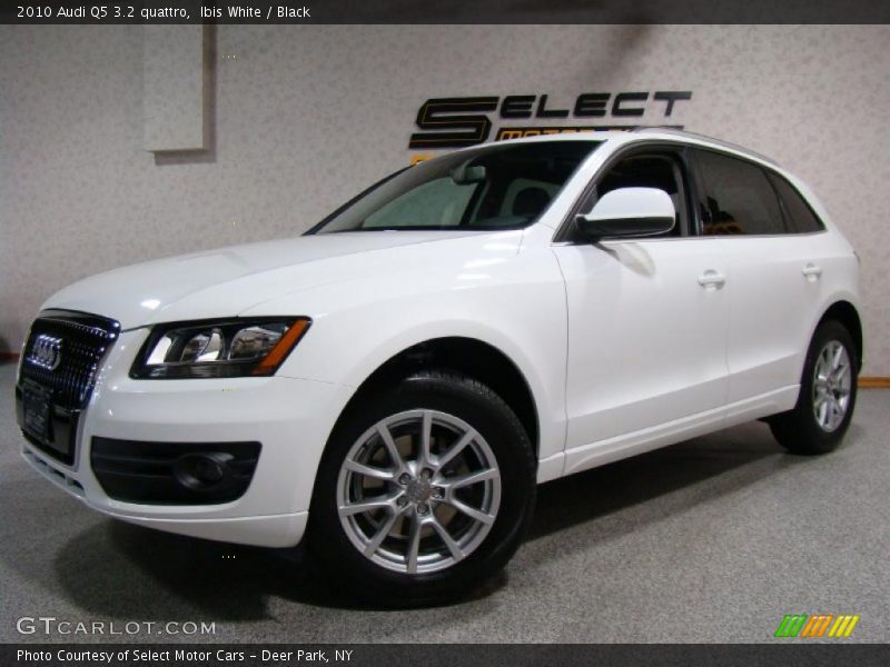 Ibis White / Black 2010 Audi Q5 3.2 quattro