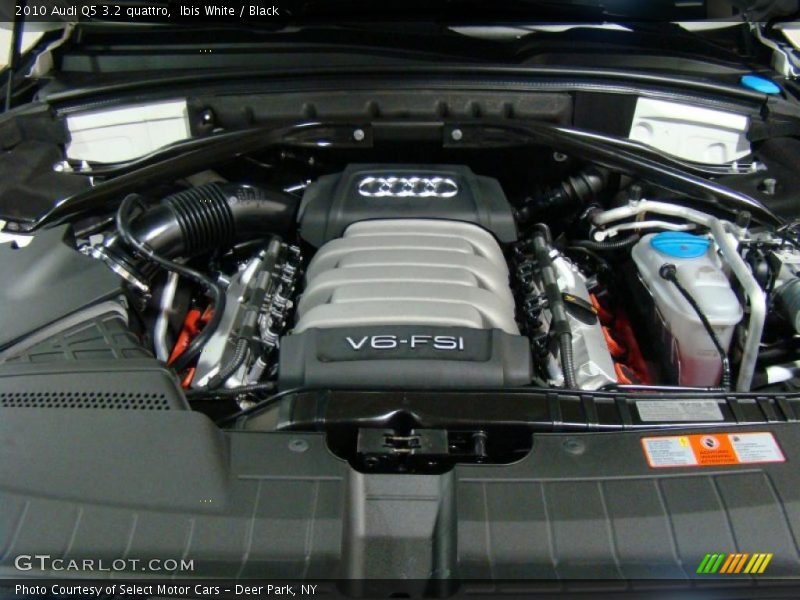 Ibis White / Black 2010 Audi Q5 3.2 quattro