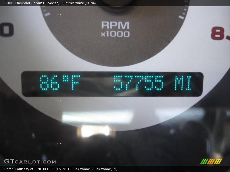Summit White / Gray 2006 Chevrolet Cobalt LT Sedan