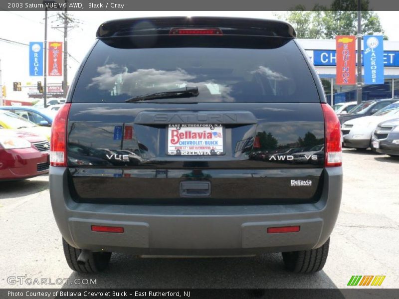 Black / Gray 2003 Saturn VUE V6 AWD