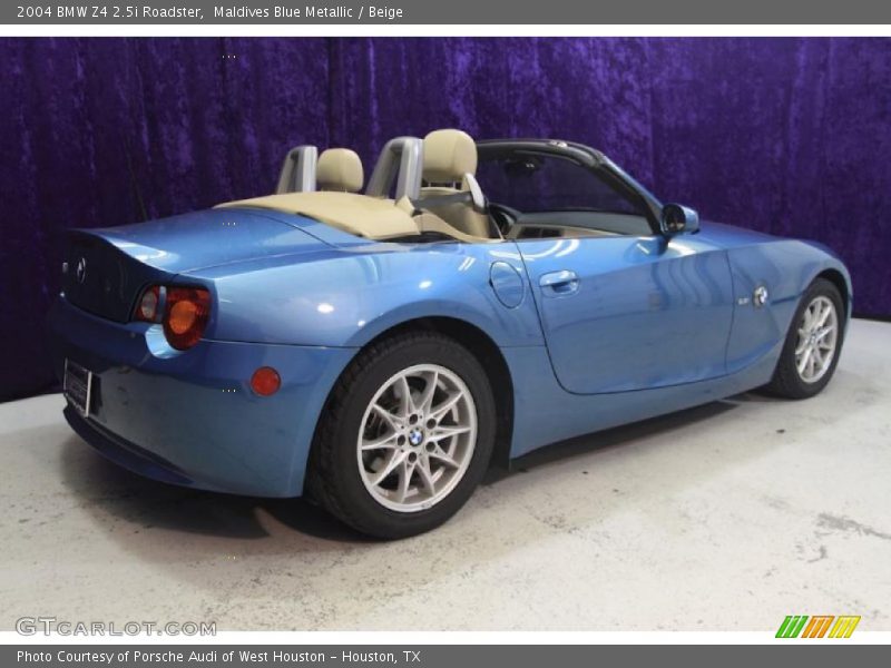 Maldives Blue Metallic / Beige 2004 BMW Z4 2.5i Roadster